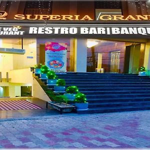 Hotel Superia Grand